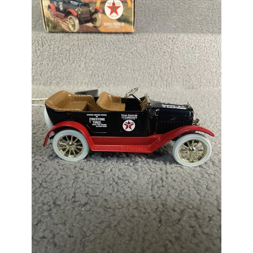 1917 Maxwell‎ Touring Car (Vintage Texaco, ERTL)